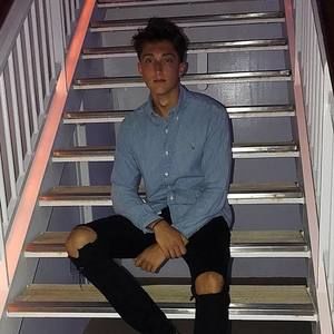 Meet your Posher, Tyler